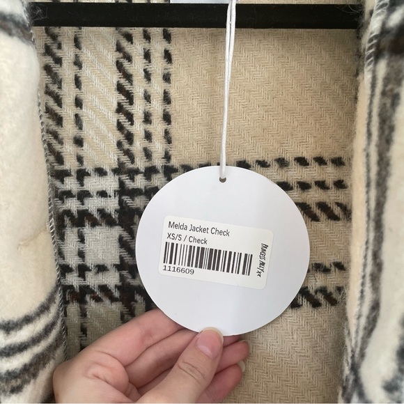 Princess Polly Melda Jacket Check in Beige / Black - Picture 6 of 7